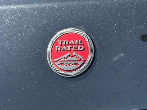 Used 2024 Jeep Compass Trailhawk image 19