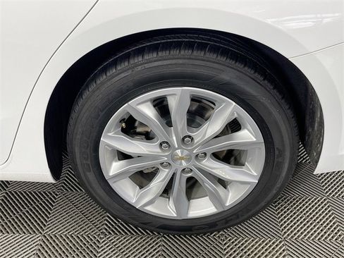 Used 2024 Chevrolet Malibu LT image 34