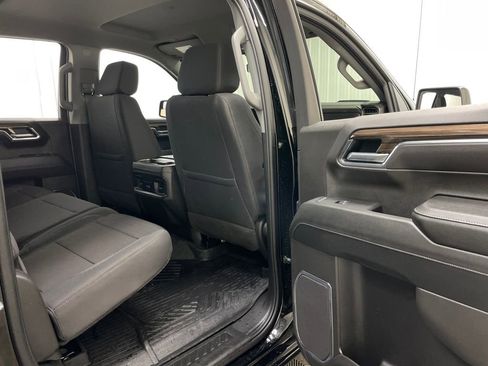 Certified 2025 Chevrolet Silverado 1500 LT Trail Boss AWD/4WD image 40
