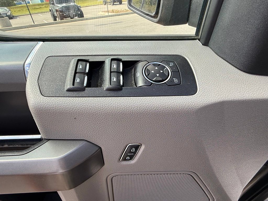Used 2020 Ford F150 XLT w/ Equipment Group 302A Luxury AWD/4WD image 20