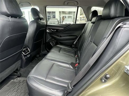 Used 2020 Subaru Outback Limited image 16