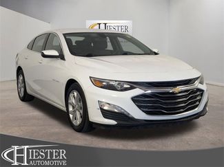 Used 2022 Chevrolet Malibu LT image 1