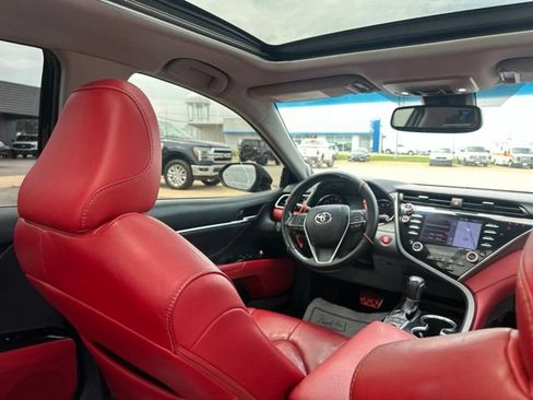 Used 2018 Toyota Camry XSE w/ Driver Assist Package FWD image 17