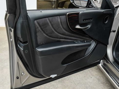 Used 2019 Lexus LS 500 w/ Interior Upgrade Package RWD image 34