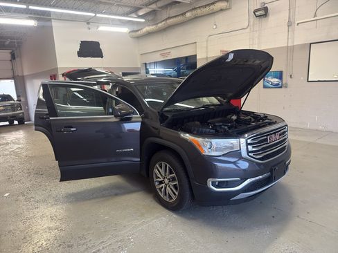 Used 2017 GMC Acadia SLE AWD/4WD image 9