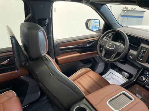 Used 2024 GMC Yukon Denali Ultimate image 41