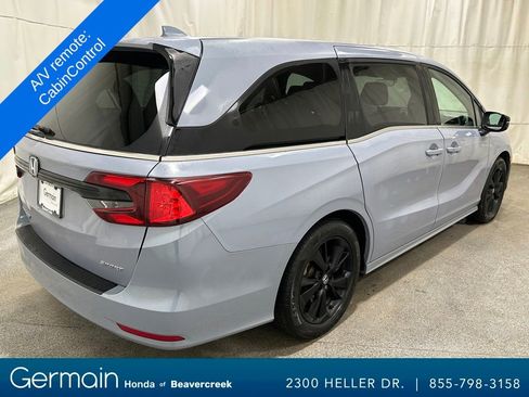 Used 2023 Honda Odyssey Sport image 9