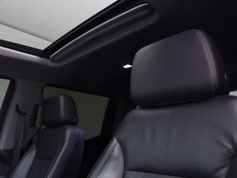 Used 2020 Chevrolet Silverado 1500 LT Trail Boss image 16