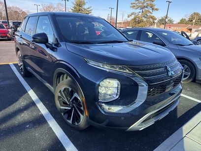 Used 2024 Mitsubishi Outlander SE