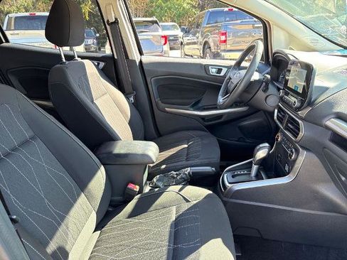 Certified 2019 Ford EcoSport SE image 28