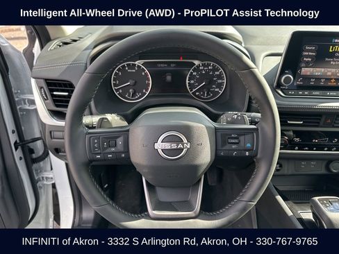 Used 2026 Nissan Rogue SV w/ SV Premium Package image 47