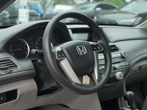 Used 2010 Honda Accord LX image 11