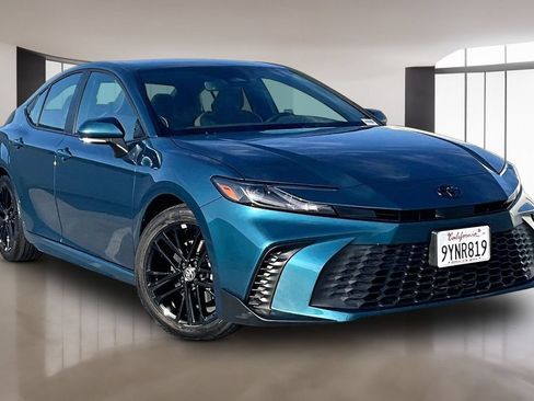 Used 2026 Toyota Camry SE w/ Multimedia Upgrade Package FWD image 3