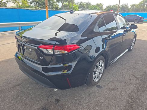 Used 2026 Toyota Corolla LE FWD image 6