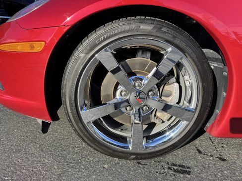 Used 2010 Chevrolet Corvette Base 2dr Coupe w/ Preferred Equipment Group image 13