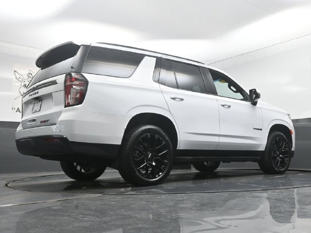 Used 2022 Chevrolet Tahoe RST w/ Luxury Package AWD/4WD image 39