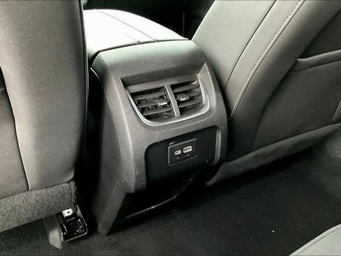 Used 2023 Chevrolet Blazer LT AWD/4WD image 10