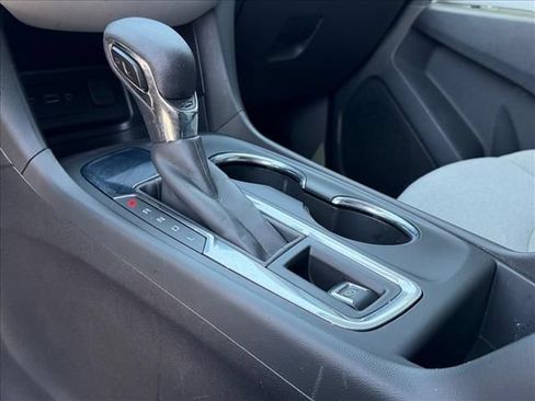 Certified 2022 Chevrolet Equinox LS w/ LS Convenience Package FWD image 22