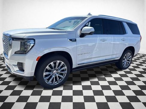 Certified 2021 GMC Yukon Denali w/ Denali Premium Package AWD/4WD image 31