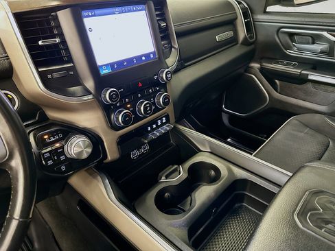 Used 2022 RAM 1500 Laramie AWD/4WD image 25