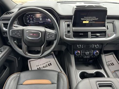Used 2024 GMC Yukon AT4 w/ Technology Package image 10