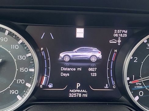 Used 2021 Maserati Levante S GranSport image 28