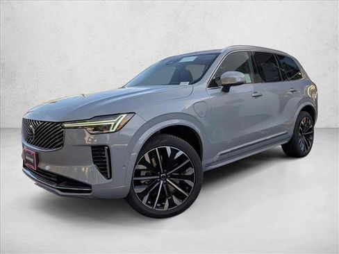 New 2026 Volvo XC90 T8 Ultra w/ Protection Package image 1