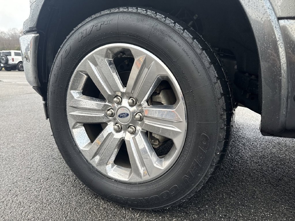 Used 2019 Ford F150 Lariat w/ Equipment Group 502A Luxury AWD/4WD image 8