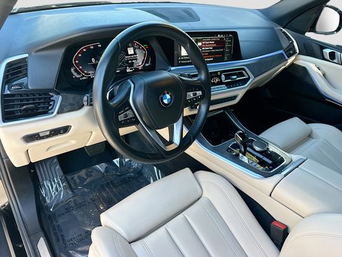 Used 2022 BMW X5 sDrive40i w/ Parking Assistance Package image 9