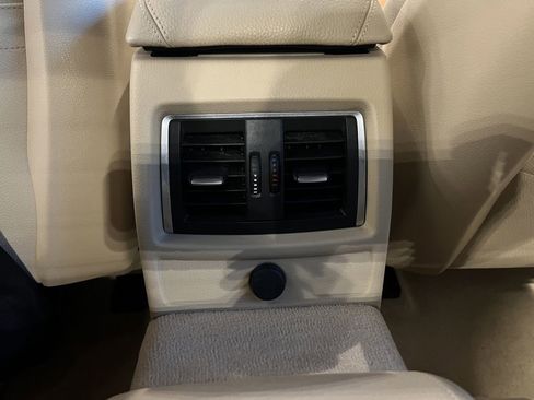 Used 2016 BMW 428i xDrive Convertible image 31