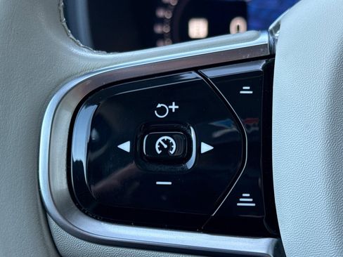 Used 2024 Volvo XC90 T8 Ultimate image 29