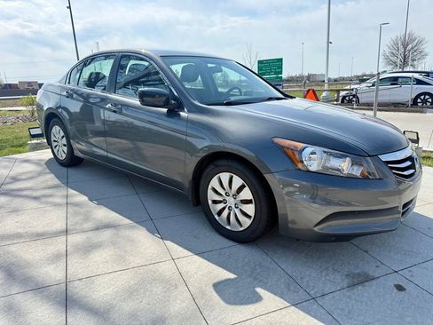 Used 2011 Honda Accord LX image 2