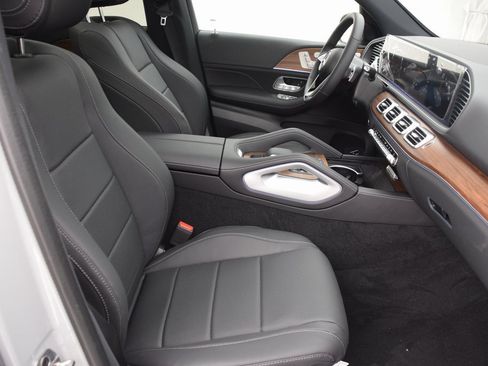 New 2025 Mercedes-Benz GLE 450 4MATIC image 15