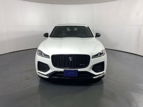Used 2025 Jaguar F-PACE R-Dynamic S image 2