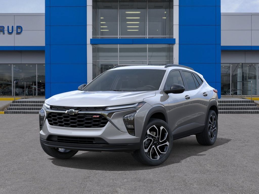 New 2026 Chevrolet Trax RS w/ Sunroof Package FWD image 6