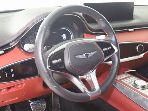 Used 2022 Genesis GV70 3.5T Sport w/ Sport Advanced Package image 6