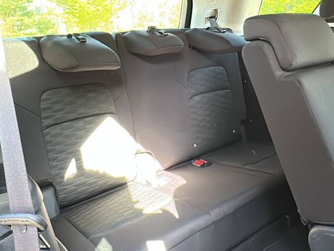 Certified 2023 Nissan Pathfinder S image 23