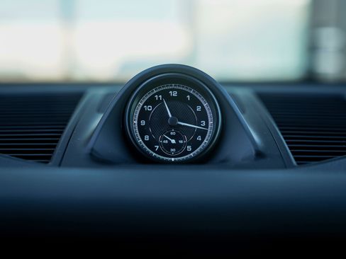 Certified 2025 Porsche Macan image 21