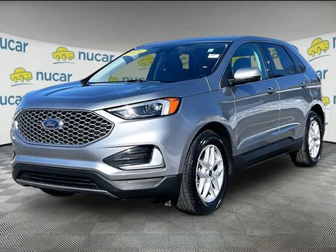 Used 2024 Ford Edge SEL image 3