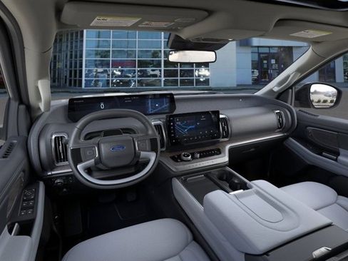 New 2025 Ford Expedition Platinum w/ Platinum Ultimate Package image 9