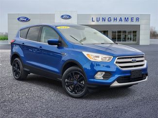Used 2019 Ford Escape SE image 1