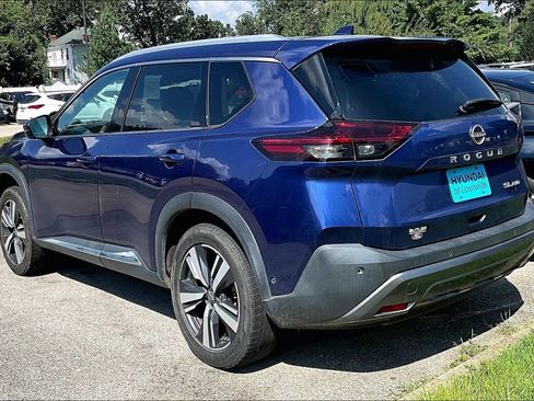 Used 2023 Nissan Rogue SL w/ SL Premium Package AWD/4WD image 6