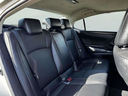 Used 2021 Lexus ES 250 w/ Premium Package AWD/4WD image 44
