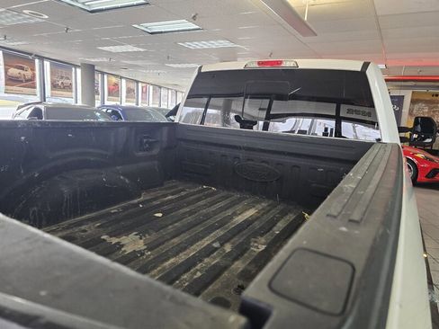 Used 2017 Ford F150 Platinum w/ Technology Package image 31