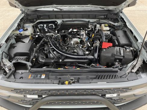 Used 2022 Ford Bronco Badlands image 33