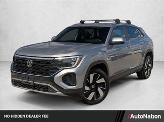 Used 2024 Volkswagen Atlas Cross Sport SE w/ Panoramic Sunroof Package AWD/4WD video 1