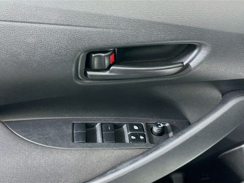 Used 2024 Toyota Corolla LE FWD image 15