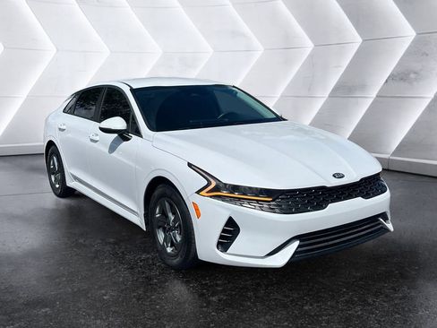 Used 2021 Kia K5 LXS image 1