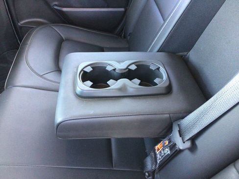 Used 2018 Chevrolet Colorado ZR2 image 14