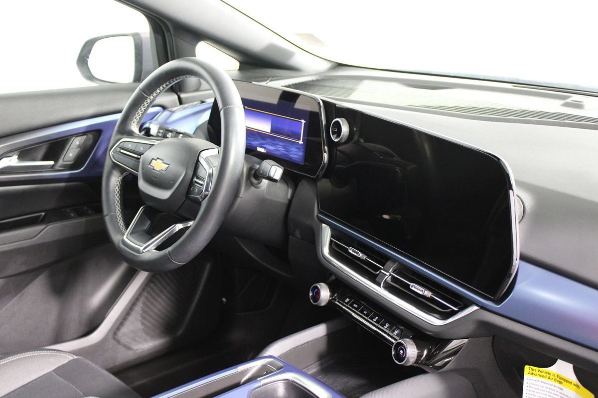 Used 2024 Chevrolet Equinox EV LT w/ LPO, All-Weather Mat Package FWD image 19